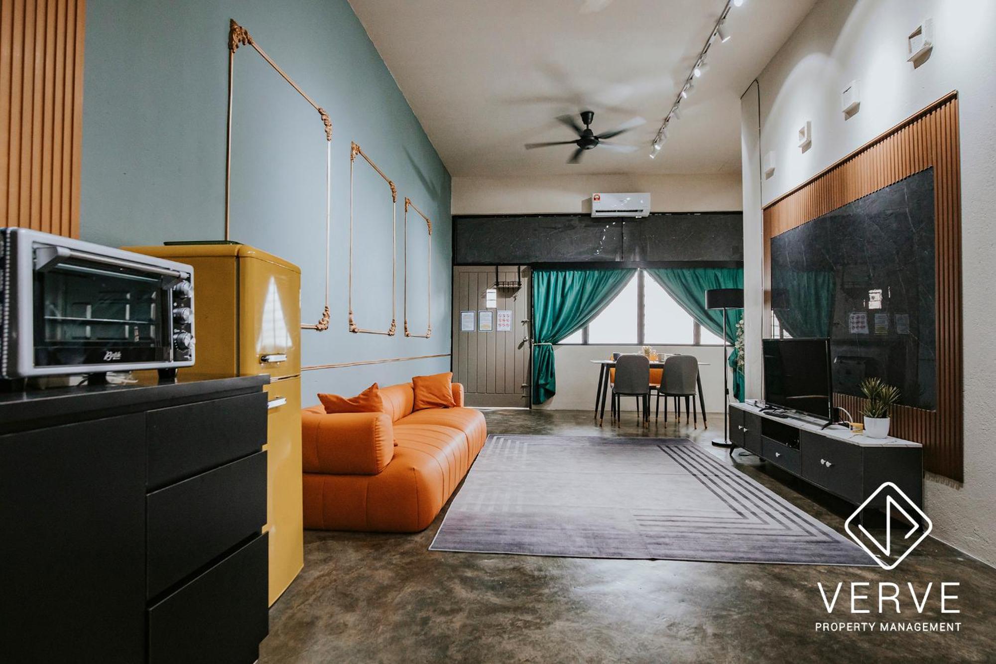 Fumei 2r2b House By Verve Pasir Pinji